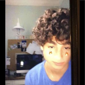 Meet your Posher, Max